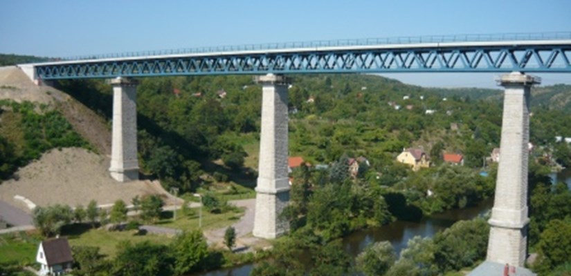 elektrizace trati Šatov - Znojmo elektrizace trati Šatov - Znojmo
