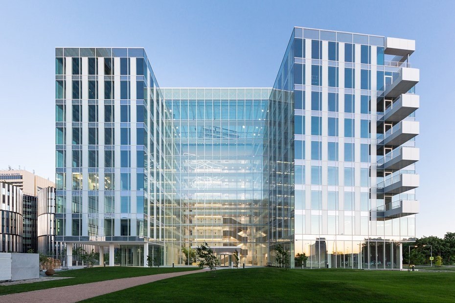 Parkview, office building by Skanska, has achieved a WELL Health-Safety  Rating 