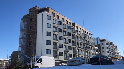 Cascades Barrandov VII, building D. Building E in backround.