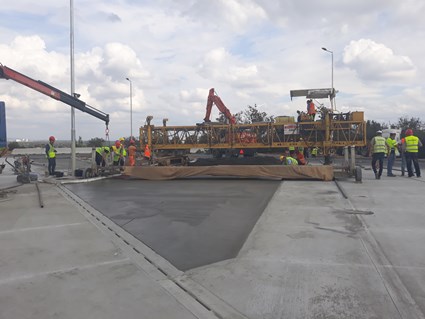Whitetopping laying