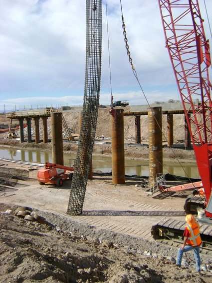 New River Column Cage Installation