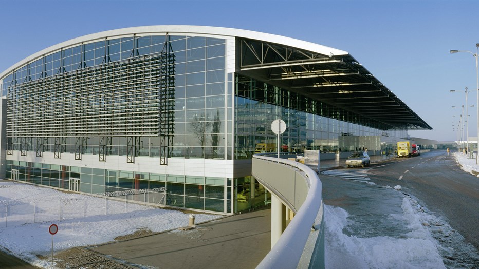 Airports Ruzyne - Terminal North 2 Airports Ruzyne - Terminal North 2