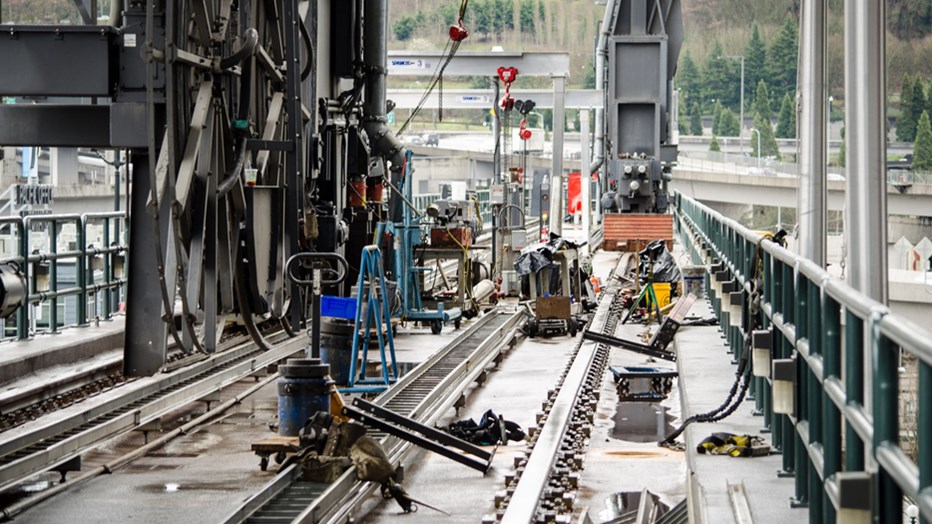 Seattle Mariners, Safeco Field Roof Wheel Assembly Replacement Seattle Mariners, Safeco Field Roof Wheel Assembly Replacement