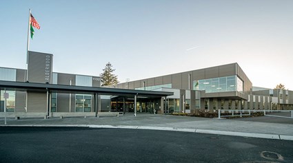 Edmonds School District needed a new middle school built on a shared site with an elementary school that would remain open during construction. Conscious of the need to minimize disruption, Skanska provided critical guidance to the project team to ensure the design incorporated existing systems and was phased to eliminate impacts to the neighboring elementary school. 
