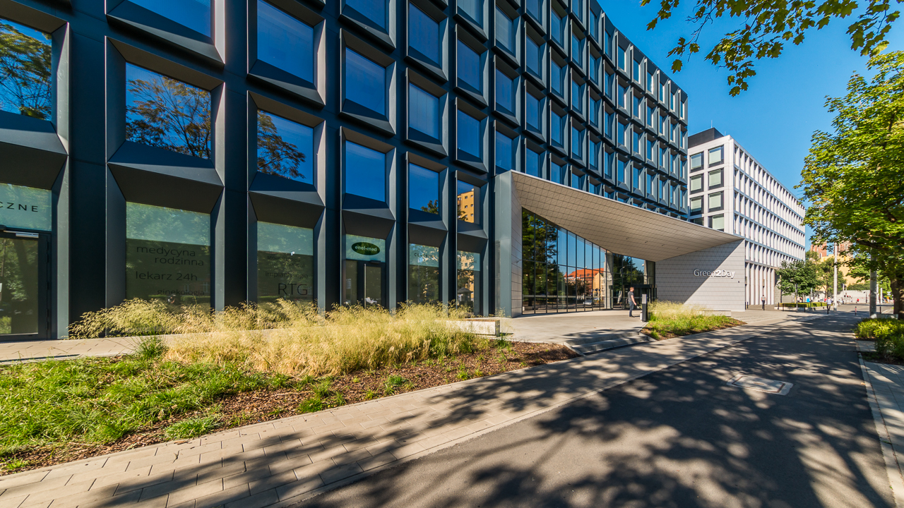 Green2day Side View