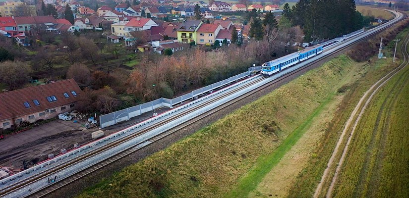 Brno-Zastávka - jízda vlaku - 05_12_2020 - foto 04