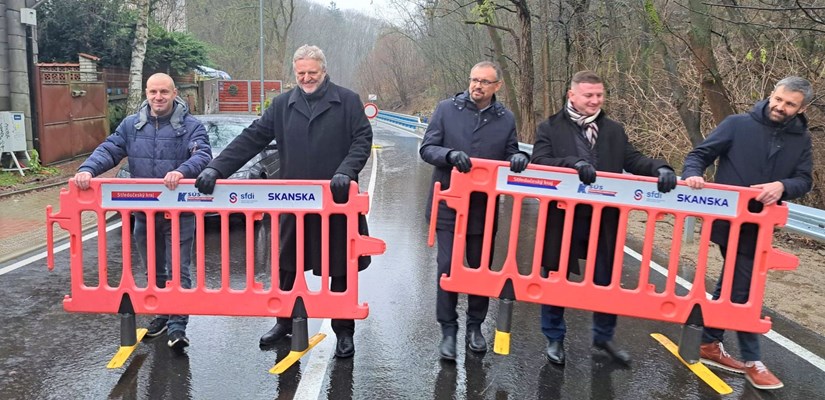 1 Dolní Břežany otevření 1 Dolní Břežany otevření